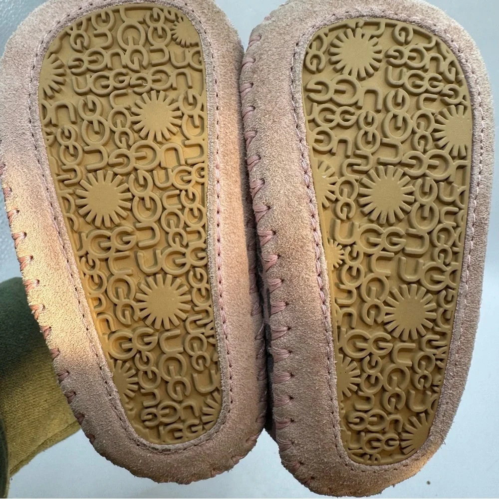 UGG pink leopard print Sherpa leather boots baby girl size 2/3